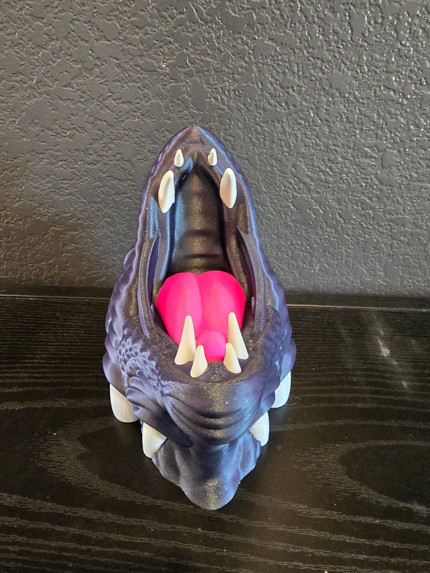 Dragon Head Controller Holder