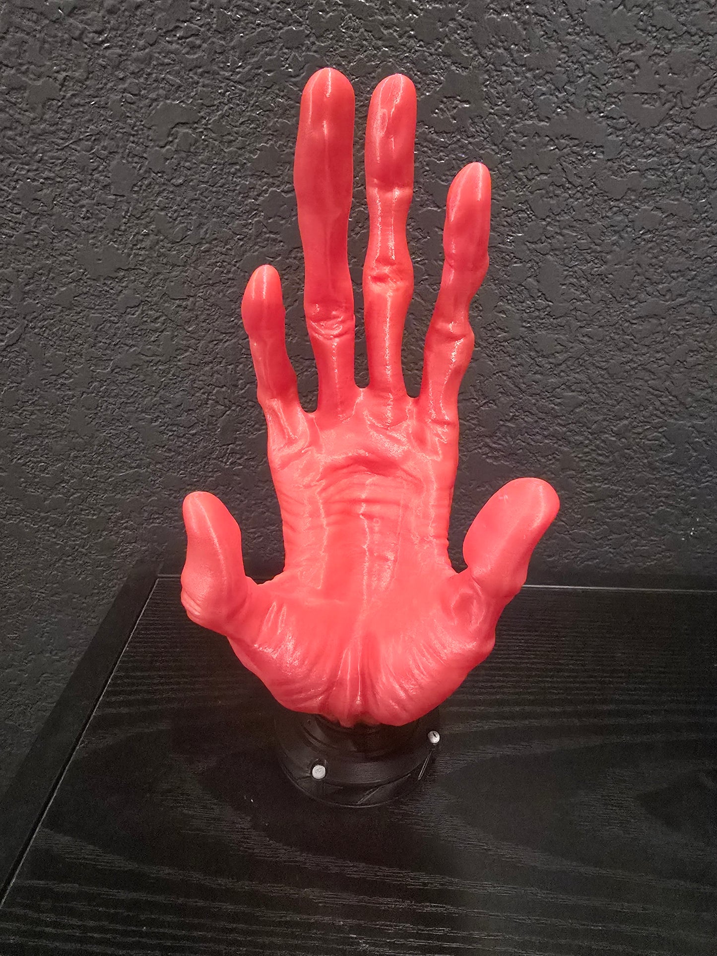 6 finger Alien Controller Holder