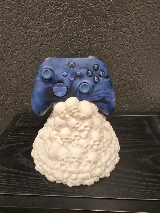 Pile of Skulls Controller Holder