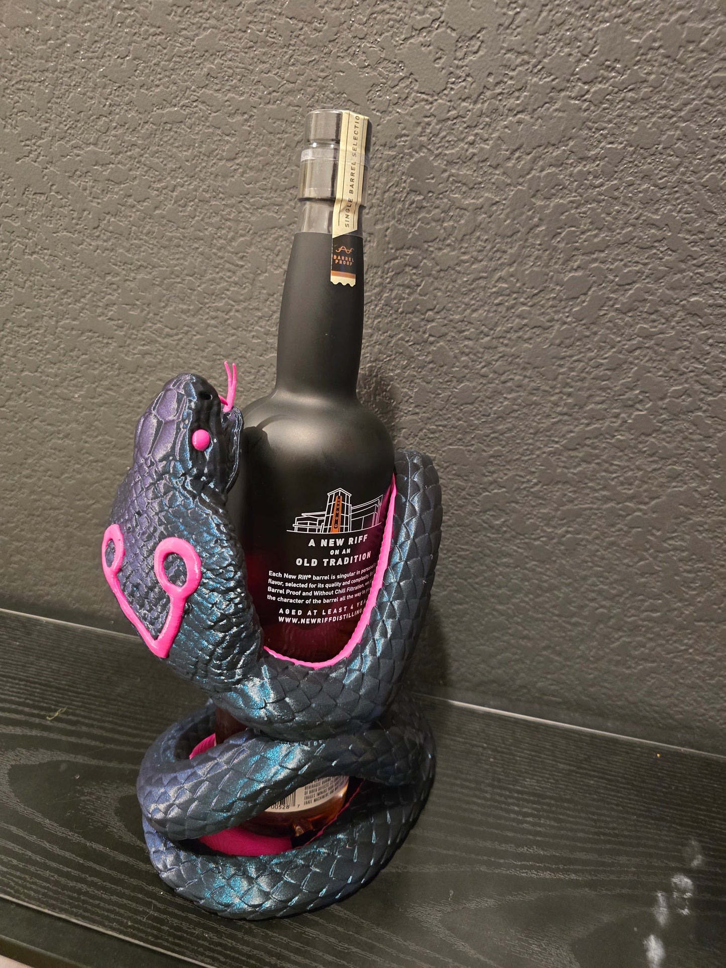 Cobra Bottle Holder