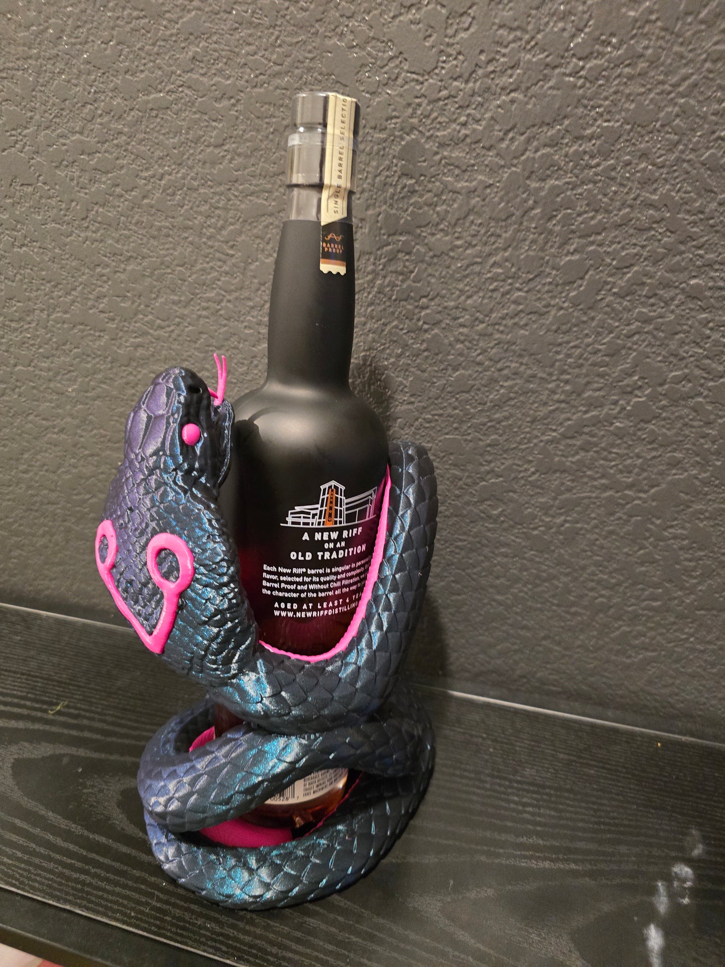 Cobra Bottle Holder